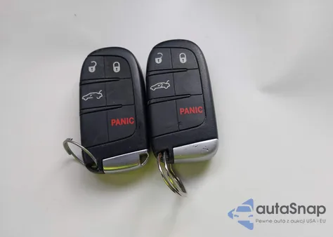 2017 Dodge Challenger Sxt Plus z USA, uszkodzony, nr VIN 2C3CDZAGXHH594819